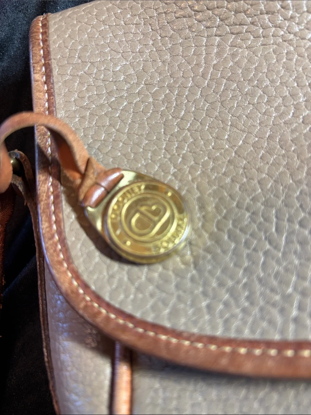 Classic Brown Tan Pebble Dooney Bourke Leather Crossbody Bag - Brown